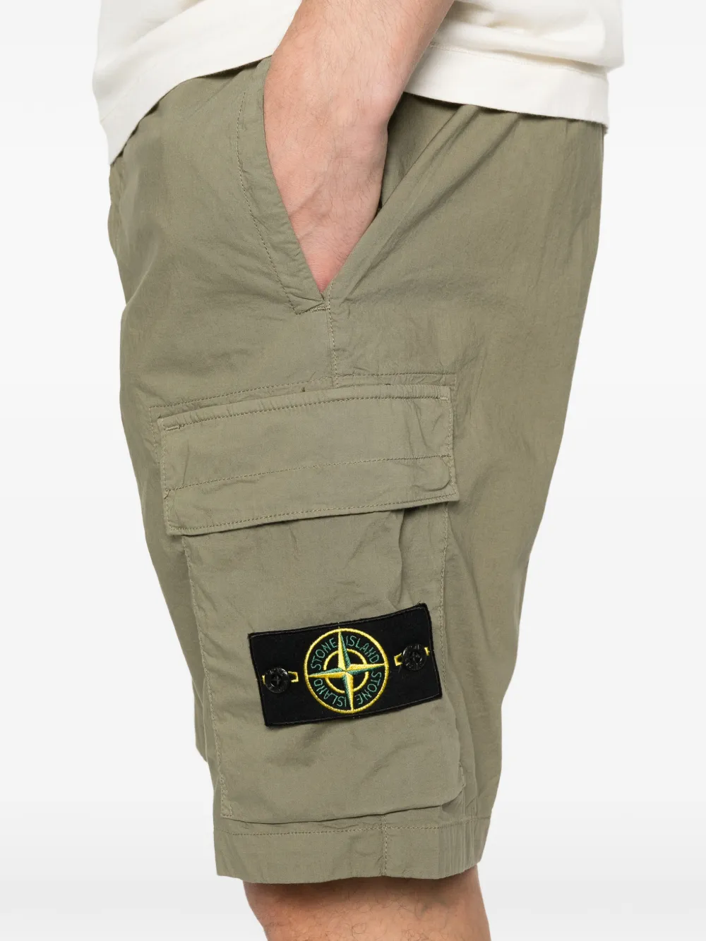 Stone Island Cargo shorts met logopatch Groen