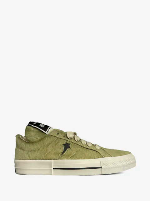 Converse One Star Pro Ox star detail sneakers