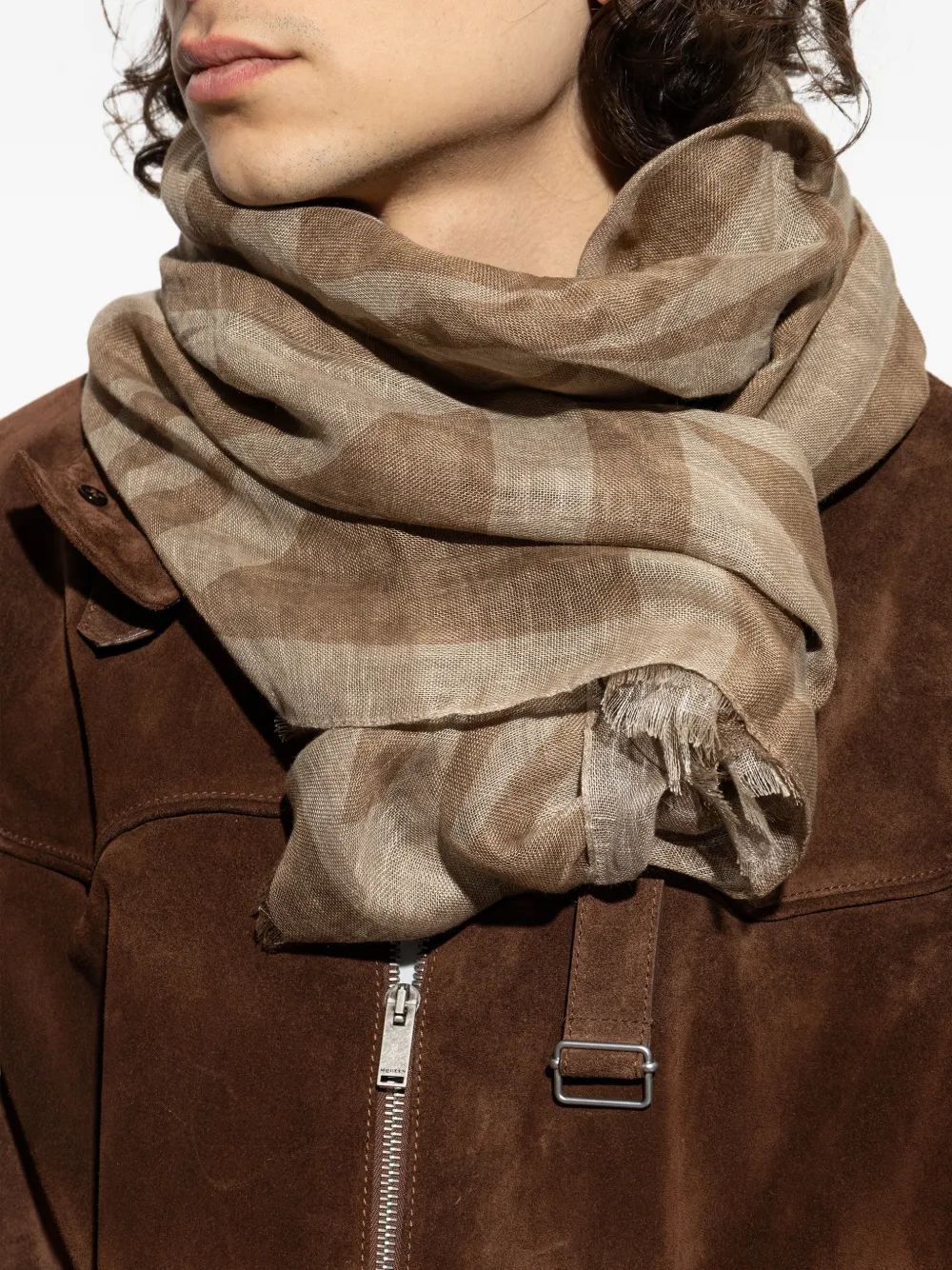 Moschino Sjaal met logo Bruin
