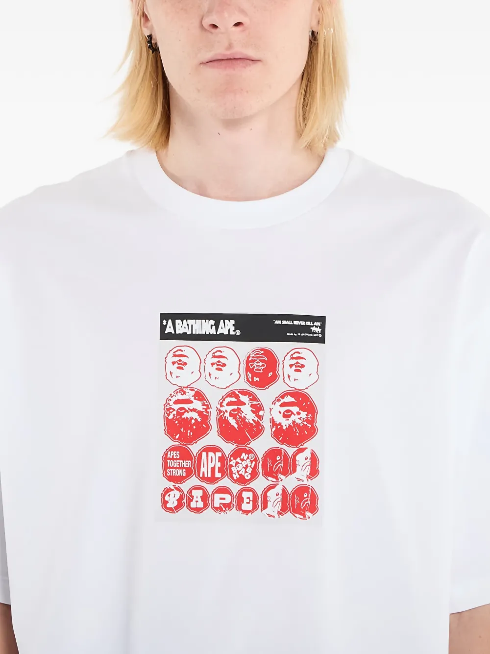 A BATHING APE Sticker T-shirt met grafische print Wit