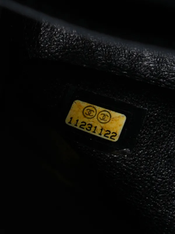 CHANEL Pre-Owned 2006-2008 Medium Classic Perforated Lambskin