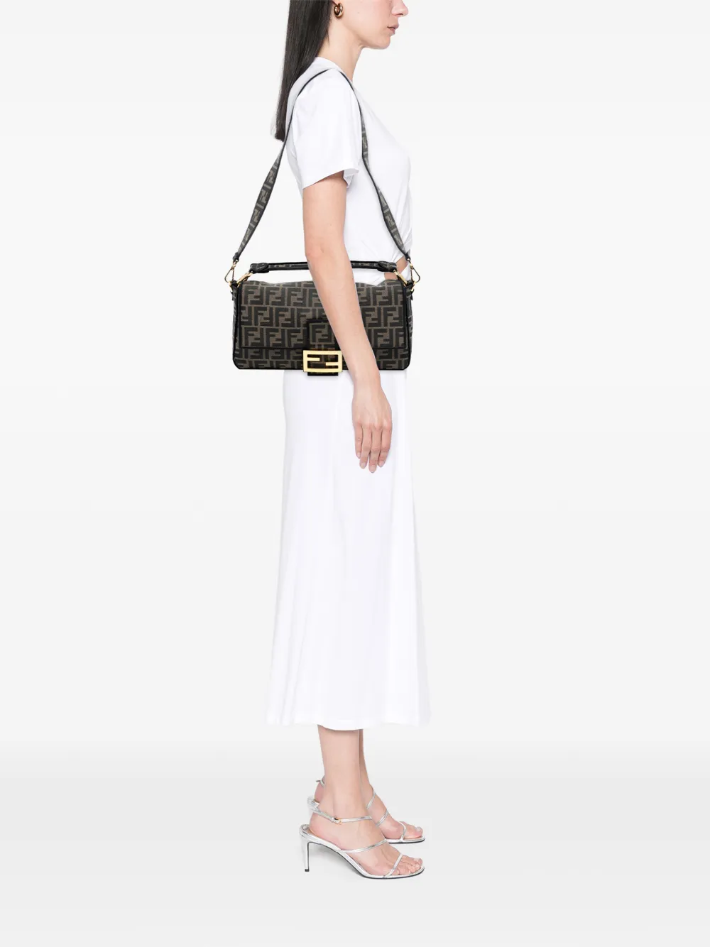 Fendi Pre-Owned 2000-2010 Large Zucca Canvas Baguette satchel | Pre-Owned | Image 2