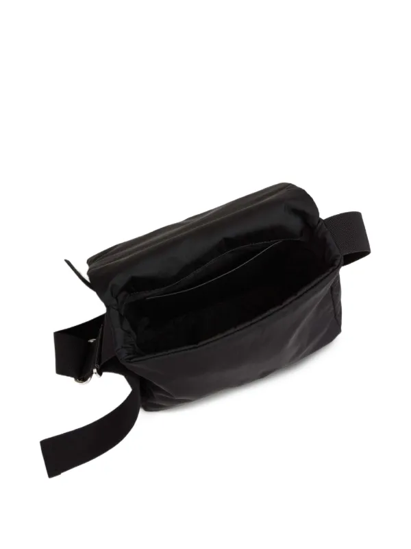 お値下げ！美品　ブラック レザー メッセンジャーバッグ ドットストラップ Jil Sander レザーメッセンジャーバッグ | ブラック | FARFETCH JP
