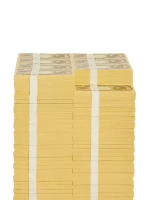 33203101_69849913_300.jpg