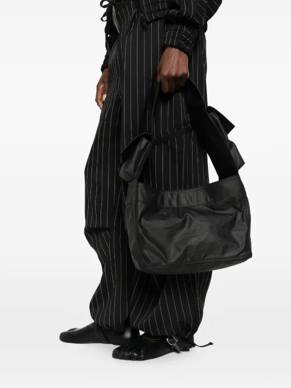 Y-3 レザーショルダーバッグ ブラック Y-3 Newspaper ショルダーバッグ S | ブラック | FARFETCH JP