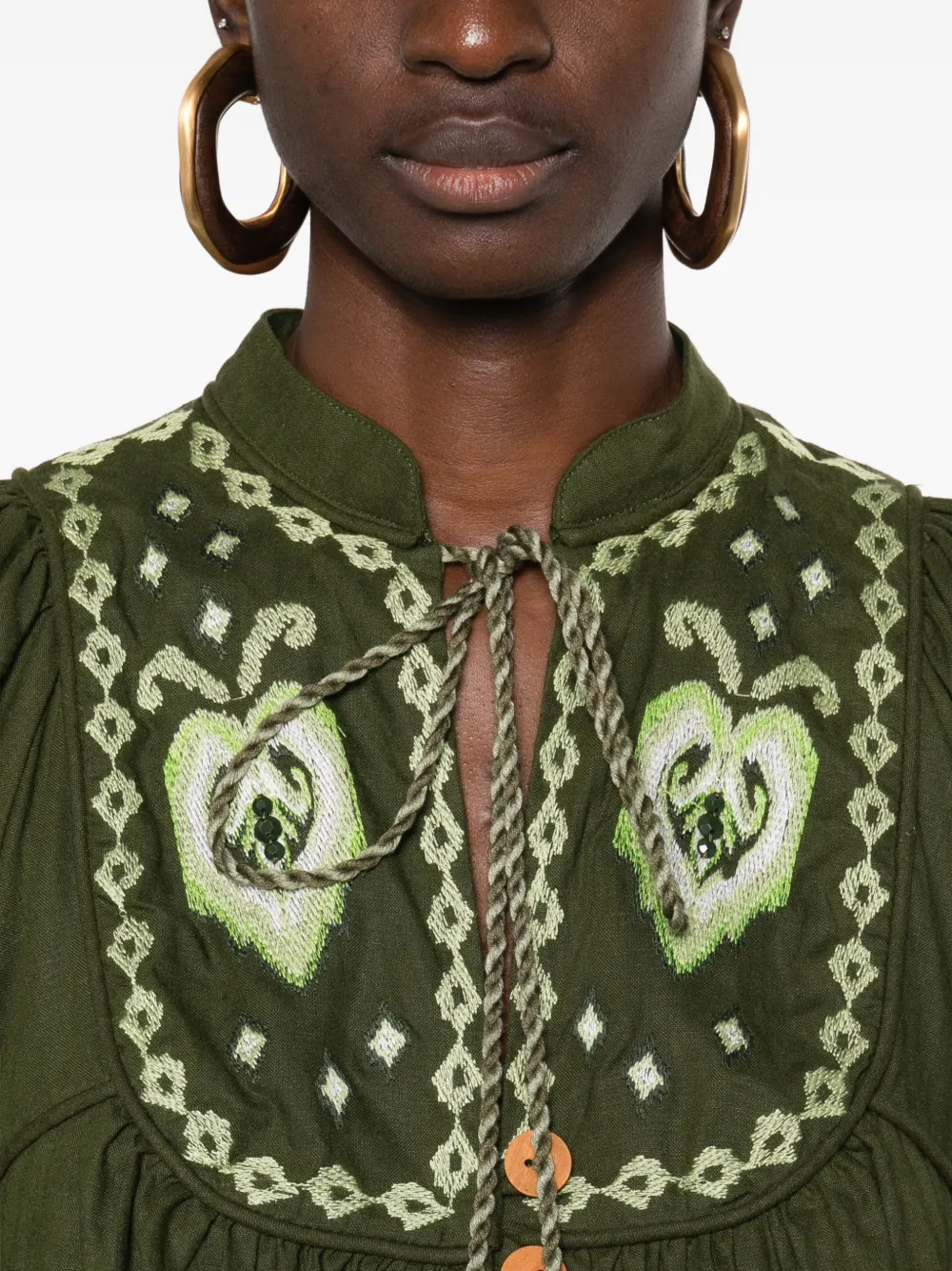 FARM Rio Blouse met borduurwerk en kwastje Groen