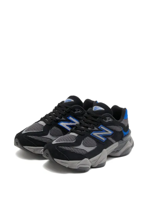 New Balance Kids tenis 9060 con detalle de logo