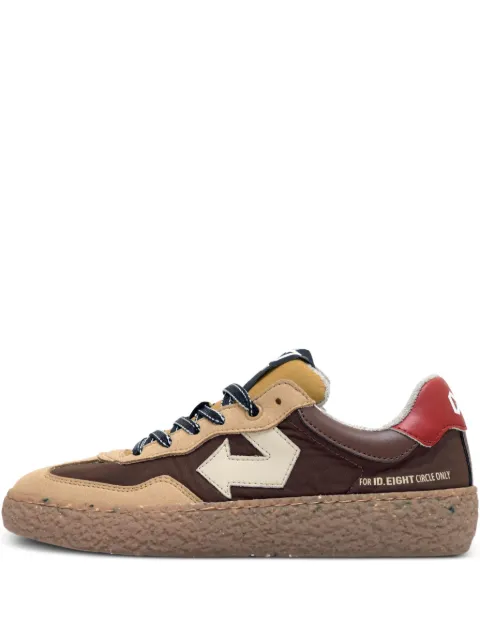 ID.EIGHT Uriduri arrow-detail sneakers