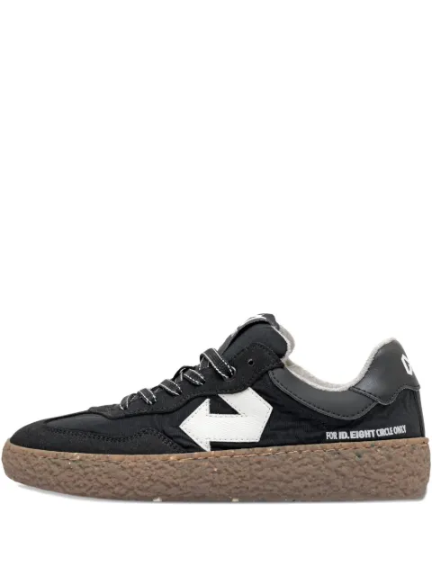 ID.EIGHT Uriduri arrow-detail sneakers