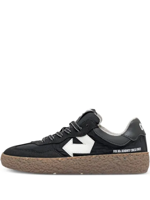 ID.EIGHT Uriduri arrow-detail sneakers