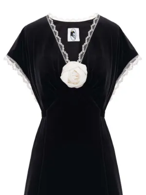 knee length dresses for ladies Sleeper Atlanta Off the Shoulder Smocked Linen Midi Dress Black Size L –  Celebrity Owned main image 1