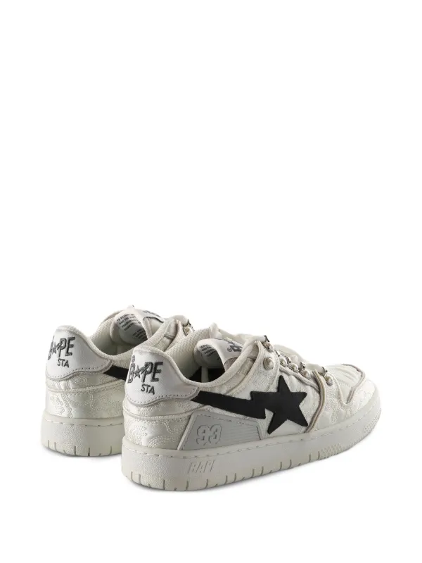 A BATHING APE® Star Studded Sneakers | White | FARFETCH display picture 1