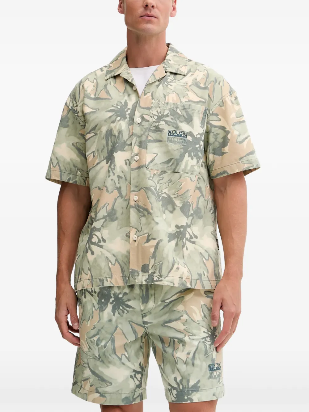  Napapijri Drawstring Floral Shorts - Green 