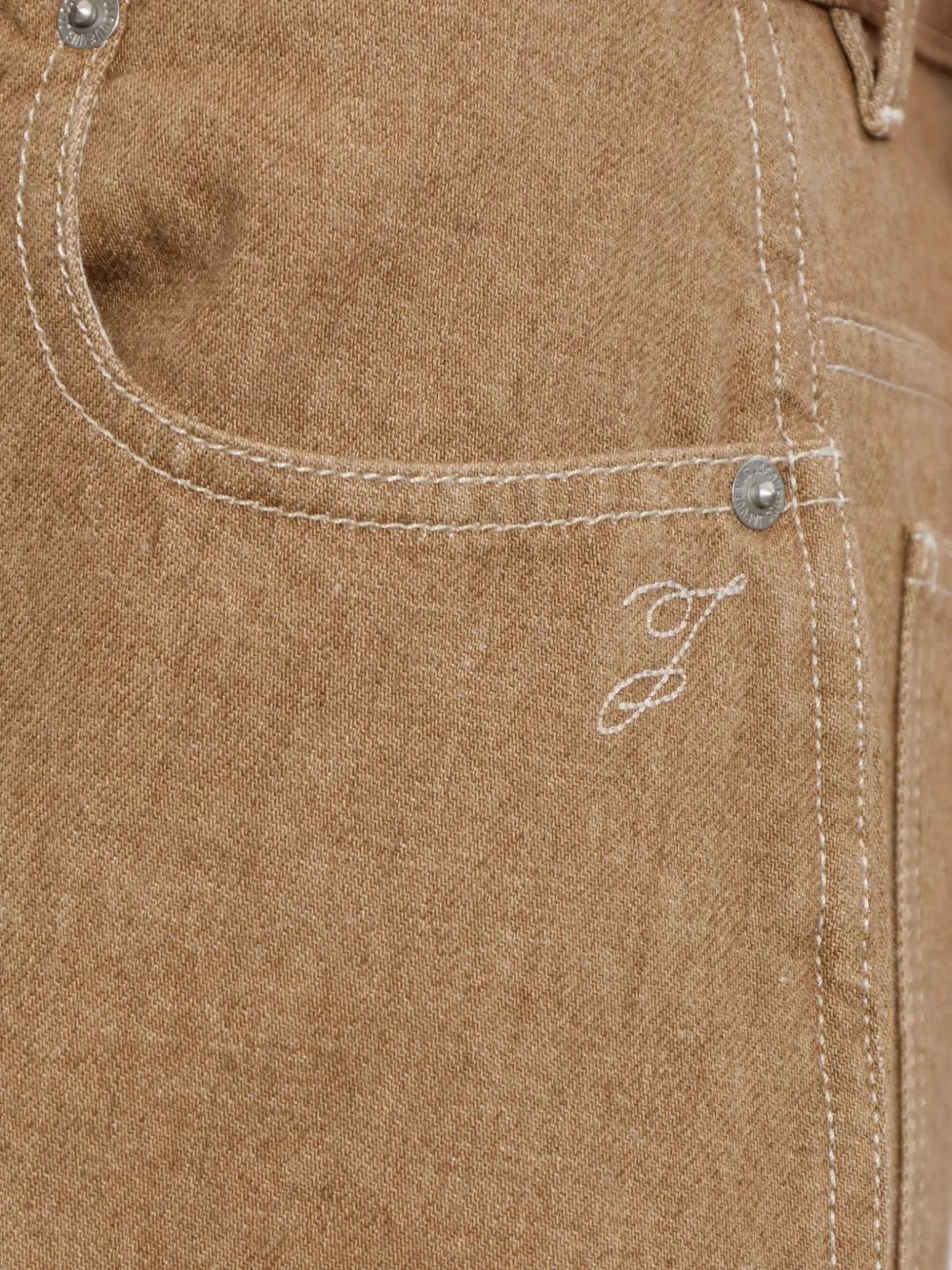Jacquemus Jeans met wijde pijpen en geplooid detail Bruin