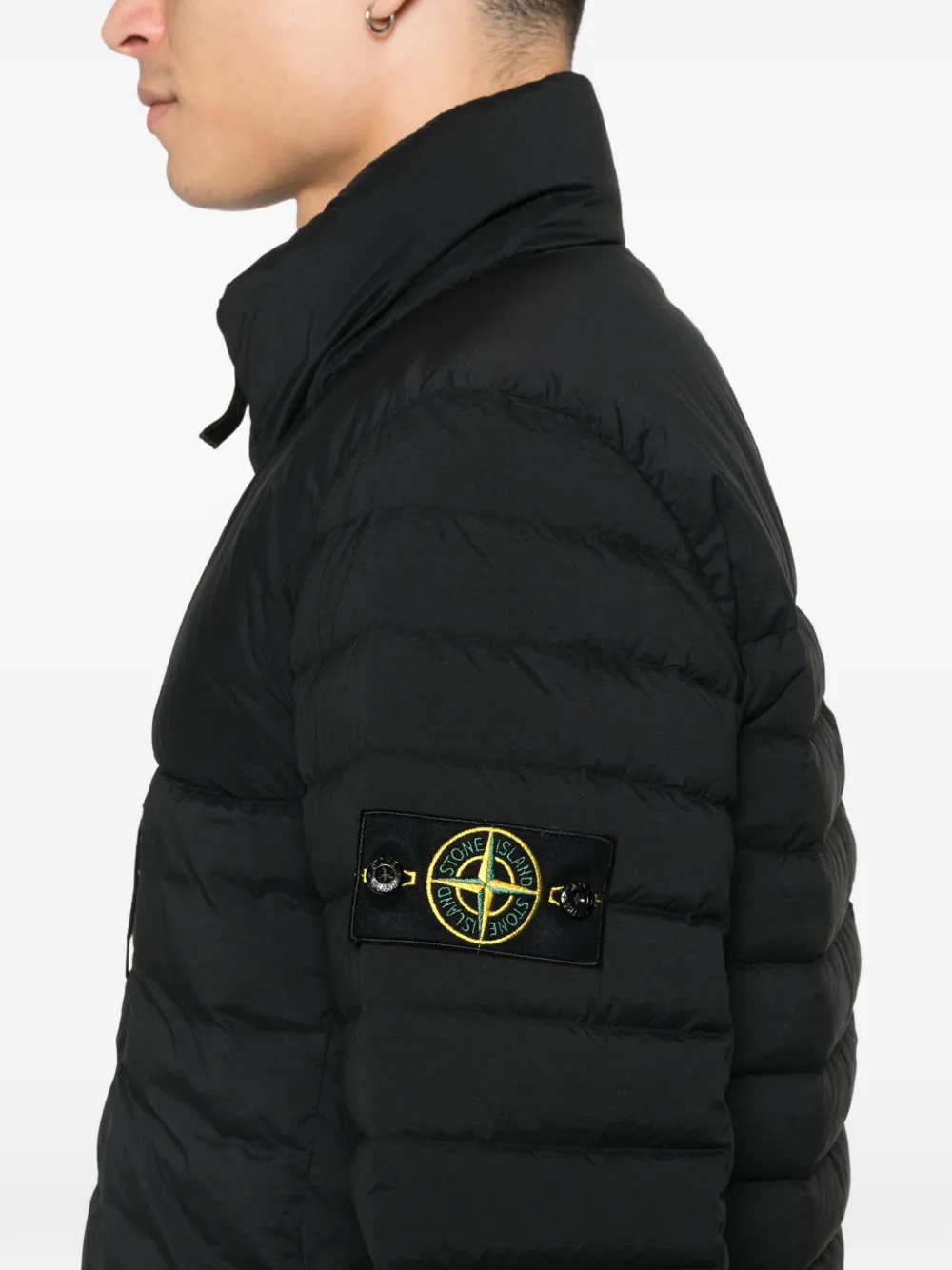 Stone Island Gewatteerd jack met hoge kraag Zwart