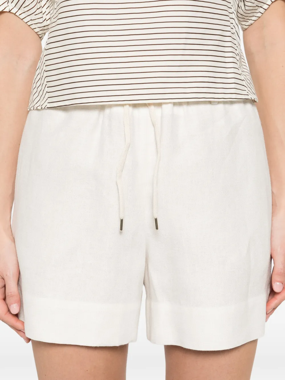 Eleventy Shorts met trekkoord Beige
