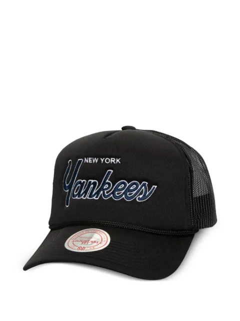 Mitchell & Ness New York Yankees  MLB Script Trucker baseball cap
