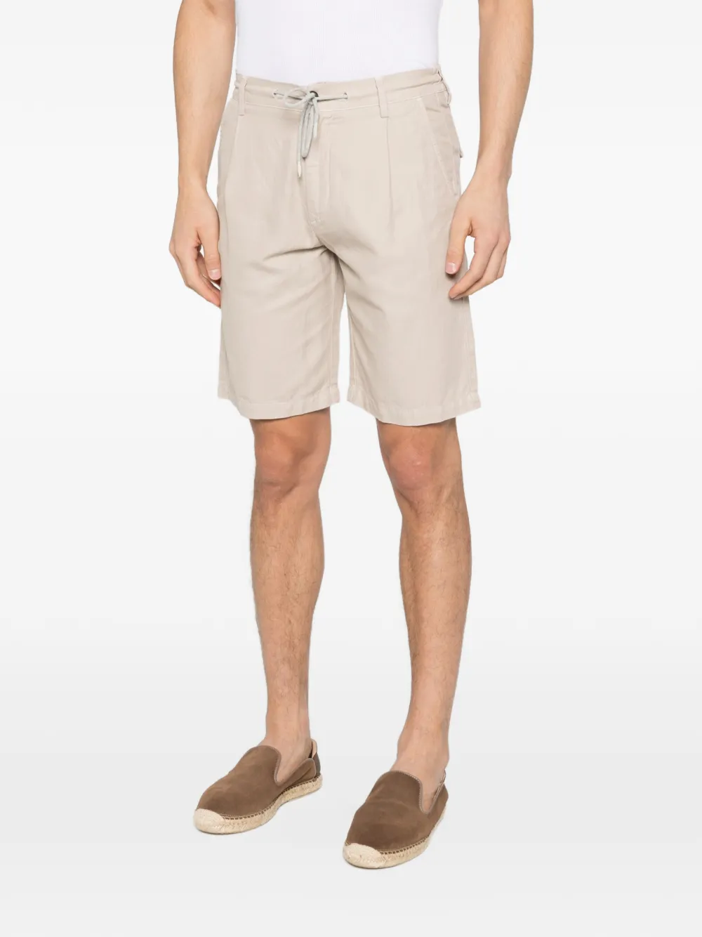  Eleventy Drawstring Pleated Shorts - Neutrals 