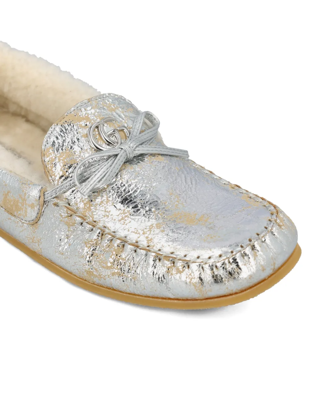 Gucci logo-plaque knot -detail loafers Zilver