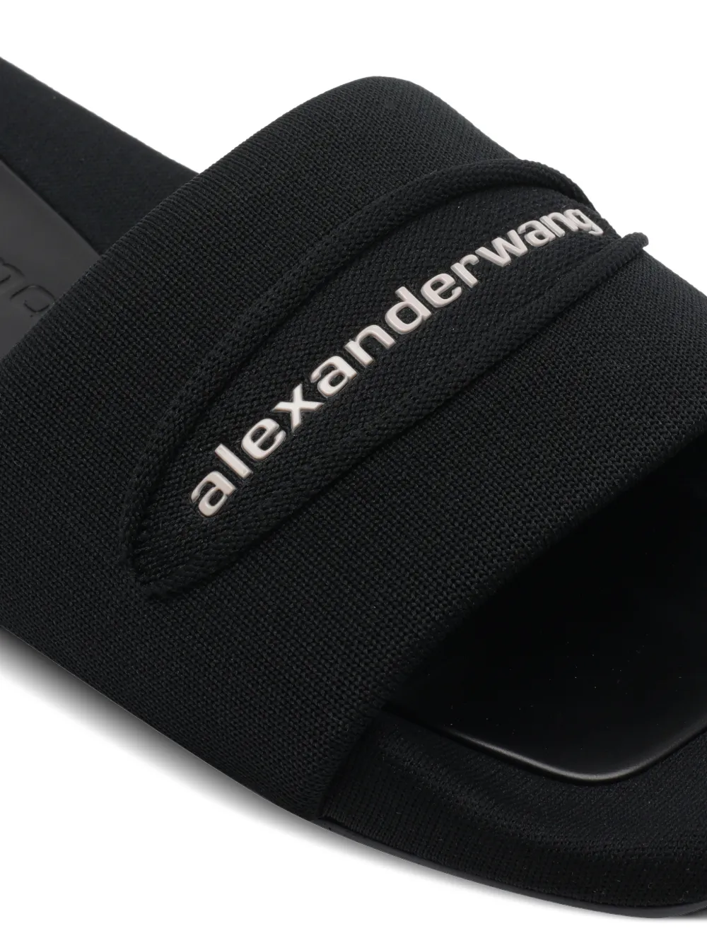 Alexander Wang Slippers met logo en vierkante neus Zwart
