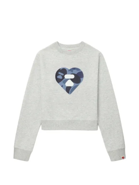A BATHING APE® top con corazones estampados