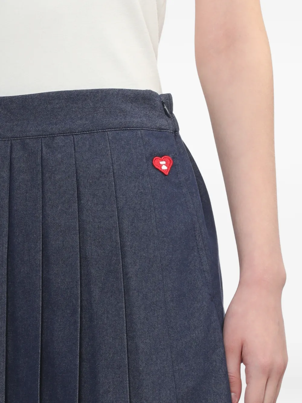 A BATHING APE Mini-plooirok met hartpatch Blauw