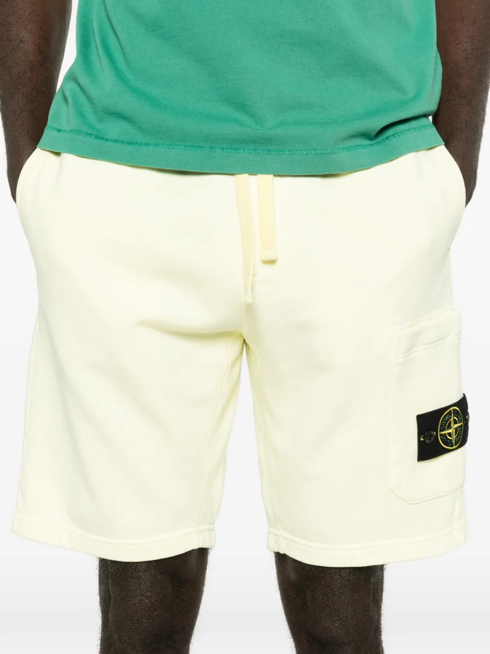 Stone Island Shorts met trekkoord Geel