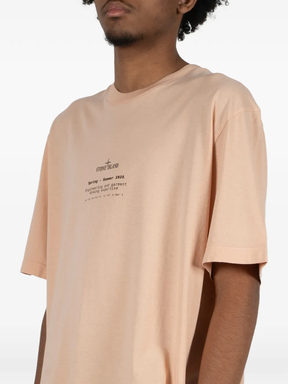 Stone Island T-shirt met logoprint Roze
