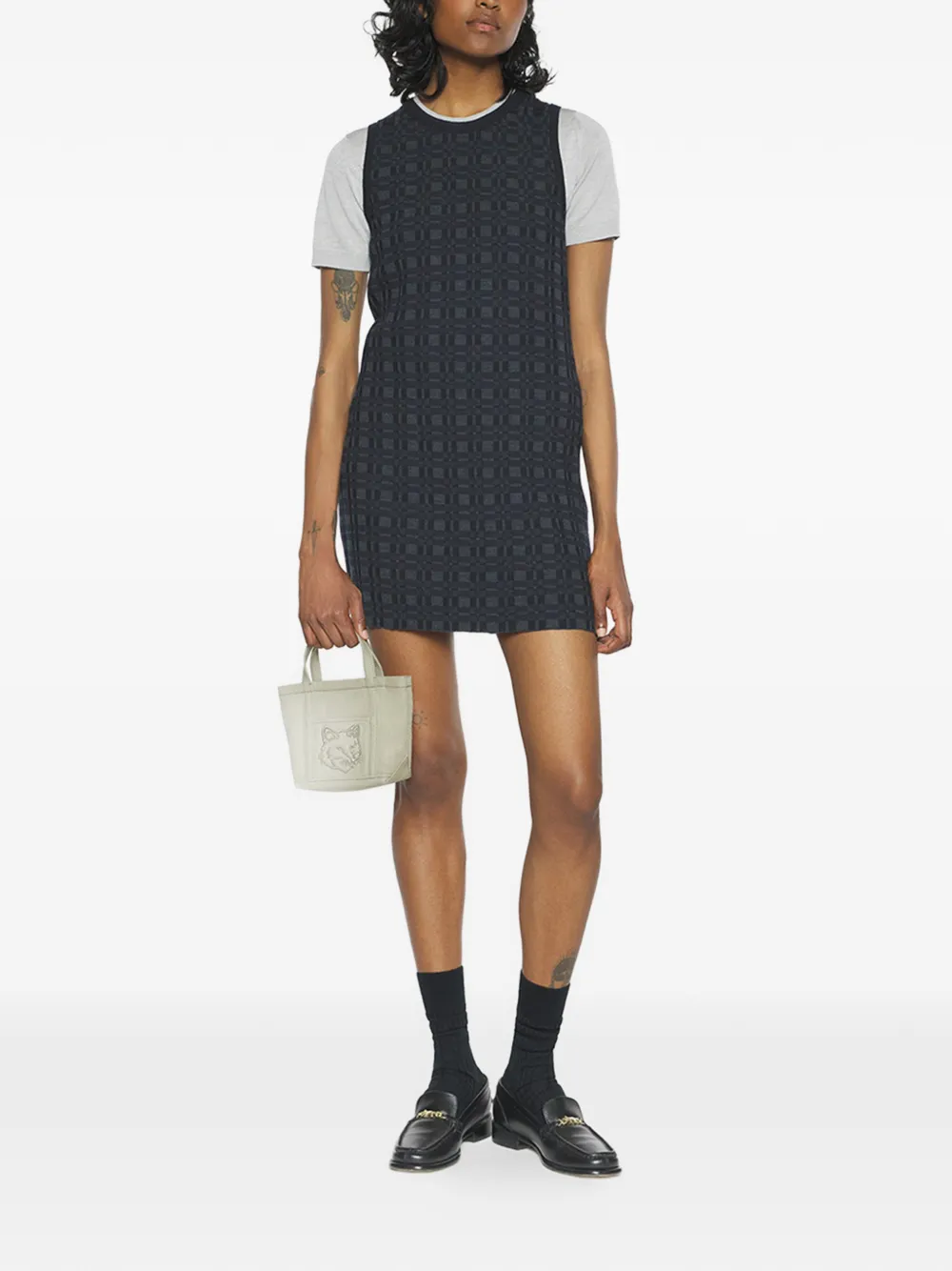 Maison Kitsun&eacute; textured sleeveless dress - Grijs