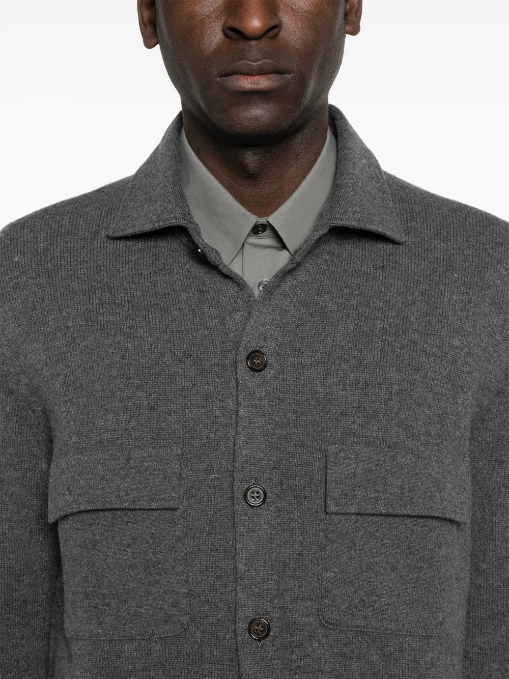 Button-Fastening Pocket Shirt