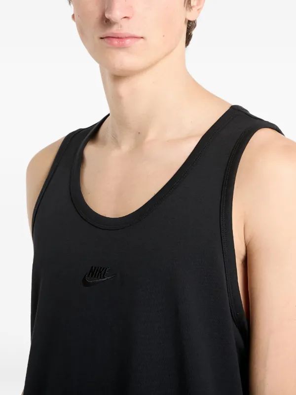 nike essential scoop