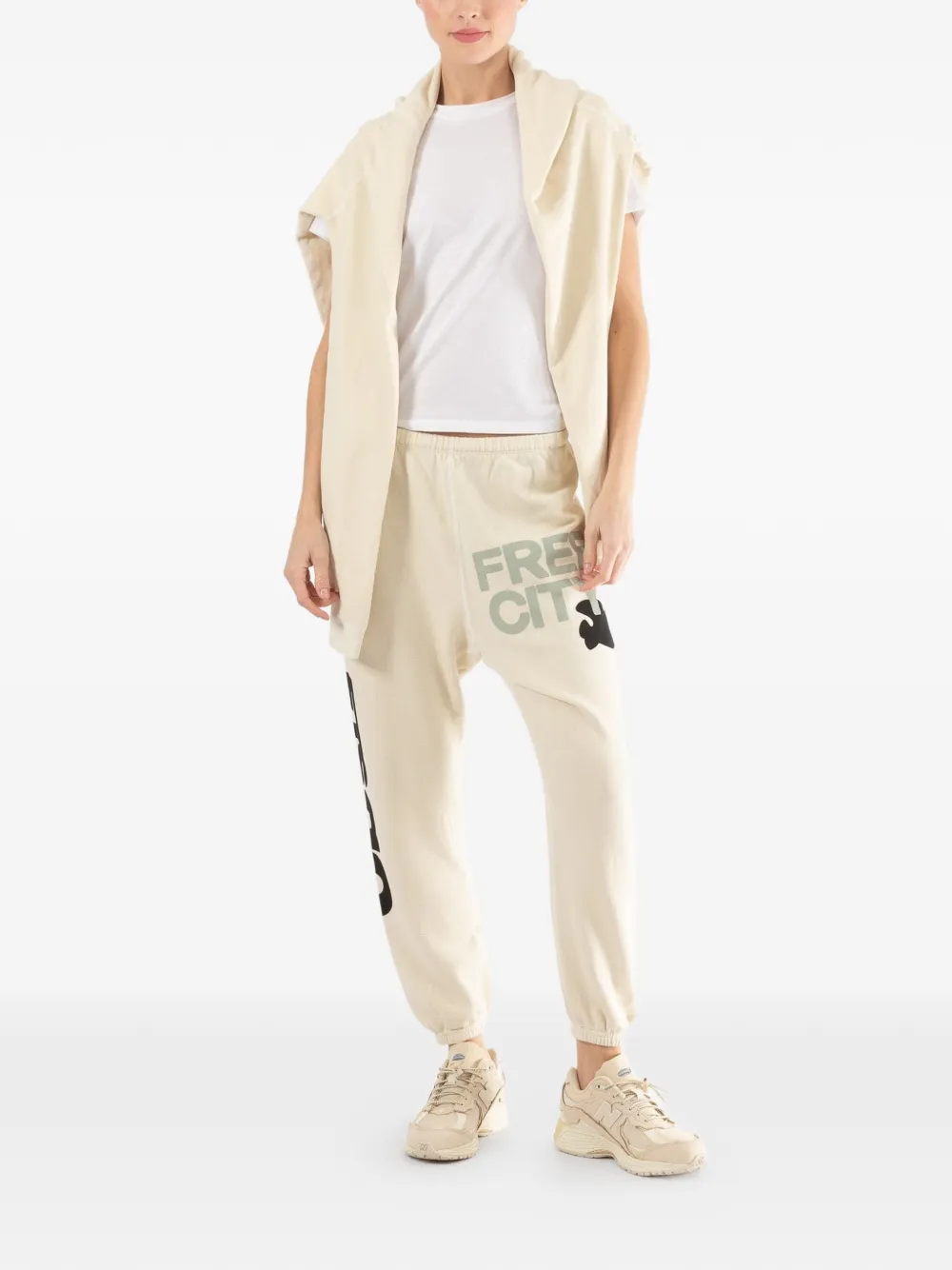 FreeCity graphic-print sweatpants - Beige