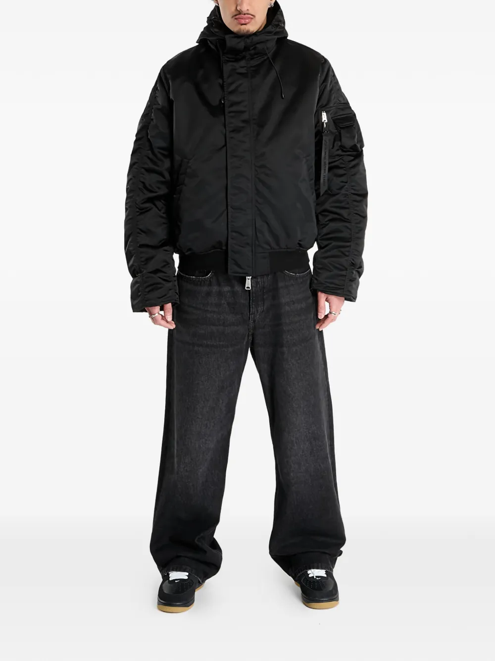 Alpha Industries N-2B Base jack met capuchon en rits Zwart