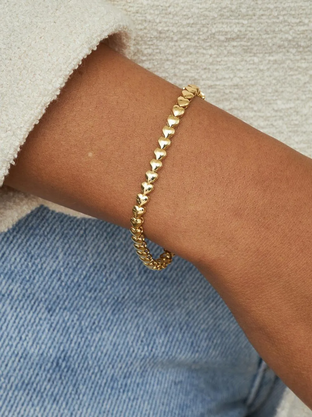 Jennifer Meyer Heart Tennis Bracelet in Gold, view 2