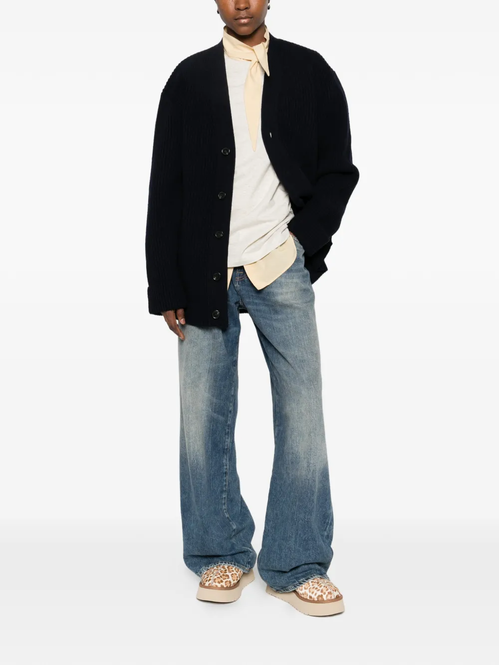  A.p.c. Buttoned V-neck Cardigan - Blue 