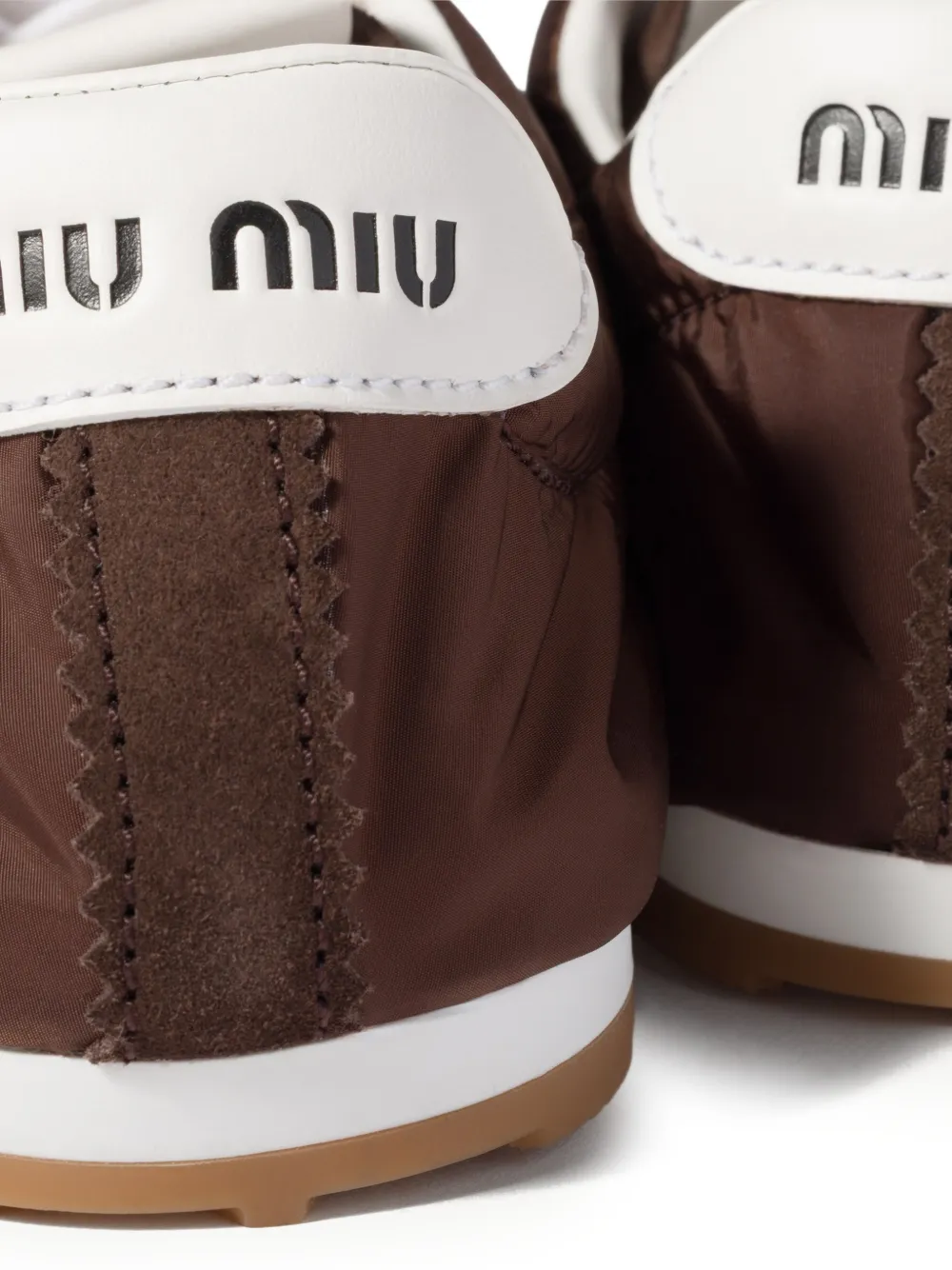 Miu Plume suède sneakers Bruin