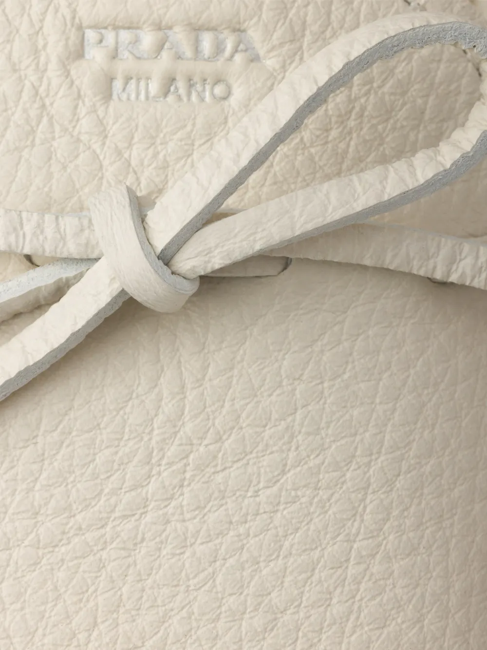 Prada Bootschoenen met gestrikt logo Beige