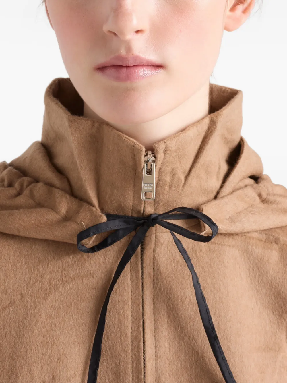 Prada Jack met capuchon Bruin