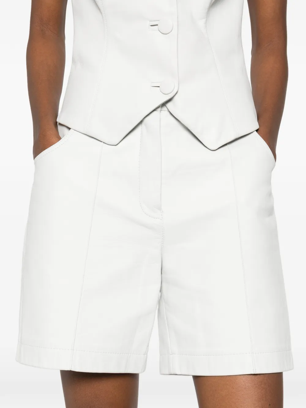 MITILIANE COUTURE Leren shorts Wit