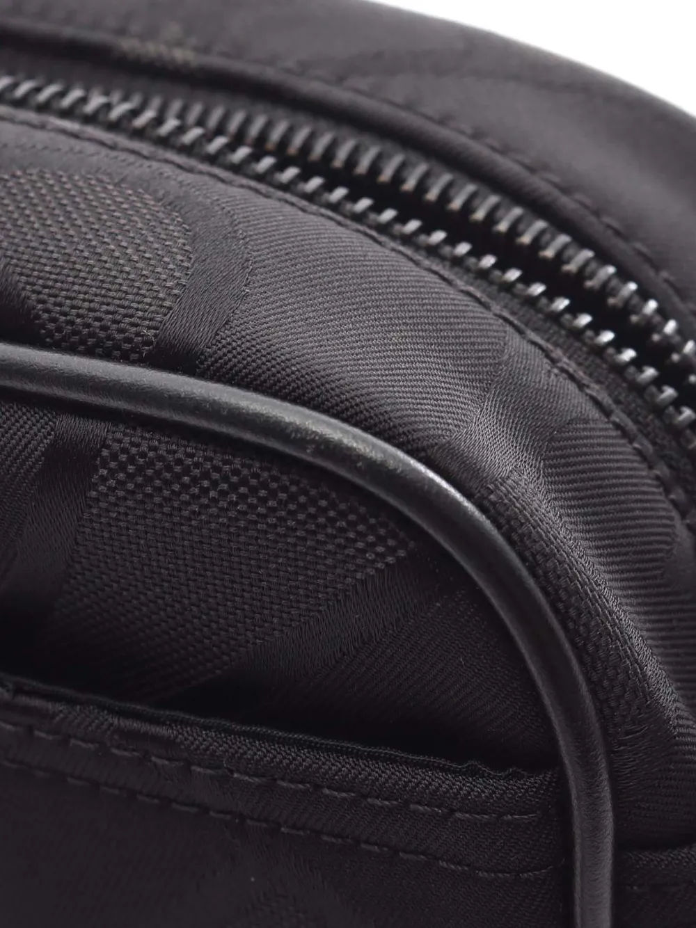 Burberry Pre-Owned 2018-2023 TB Monogram Canvas Paddy crossbody bag | Pre-Owned | Image 2