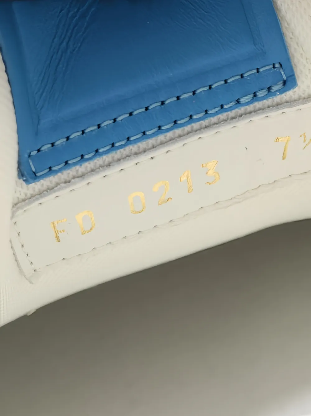 2023 Dot Leather Sneakers