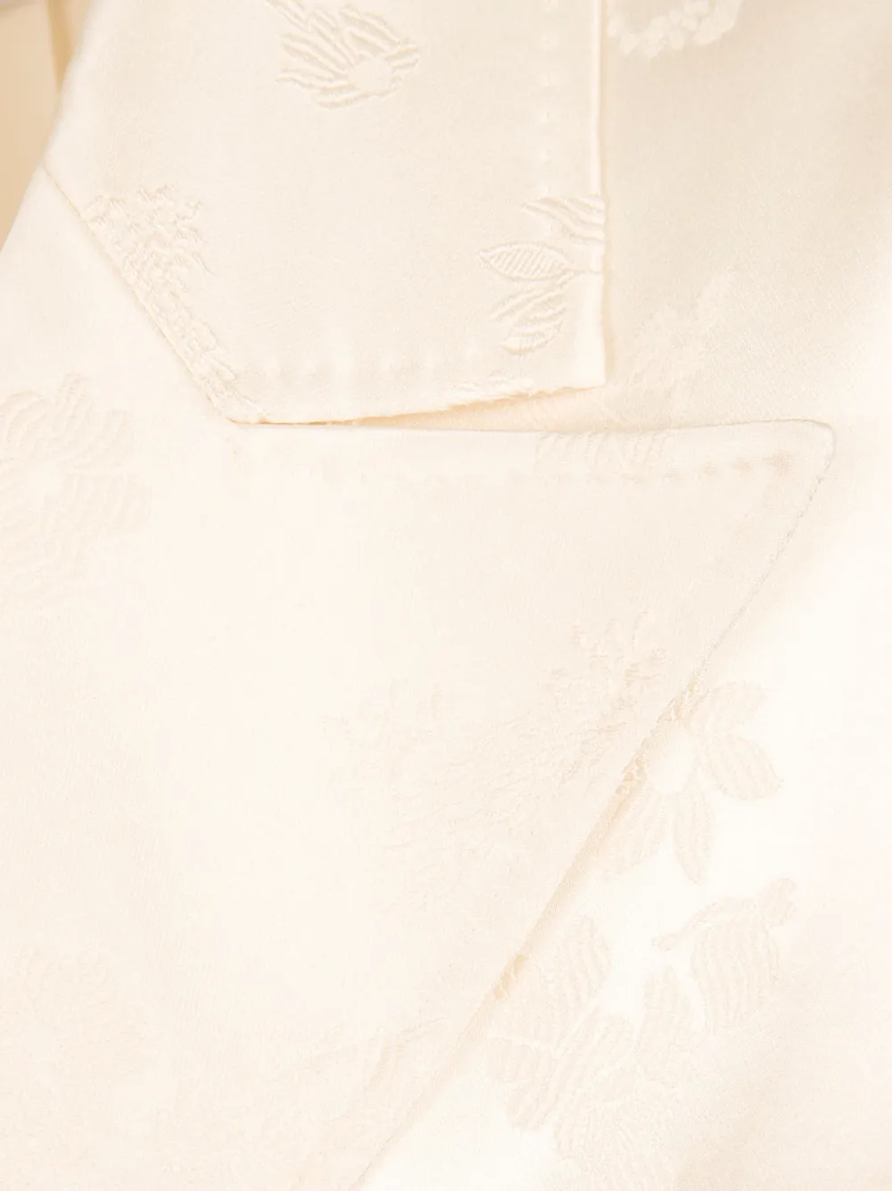 Gabriela Hearst Blazer met dubbele rij knopen en bloem jacquard Beige