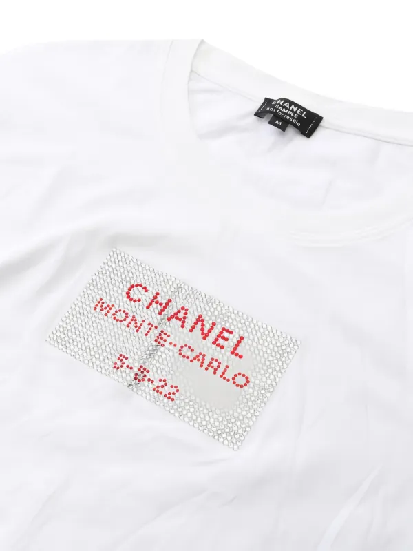 CHANEL モンテカルロ スワロフスキー ロゴ クルーネック Tシャツ CHANEL Pre-Owned rhinestone-embellished T-shirt | White | FARFETCH