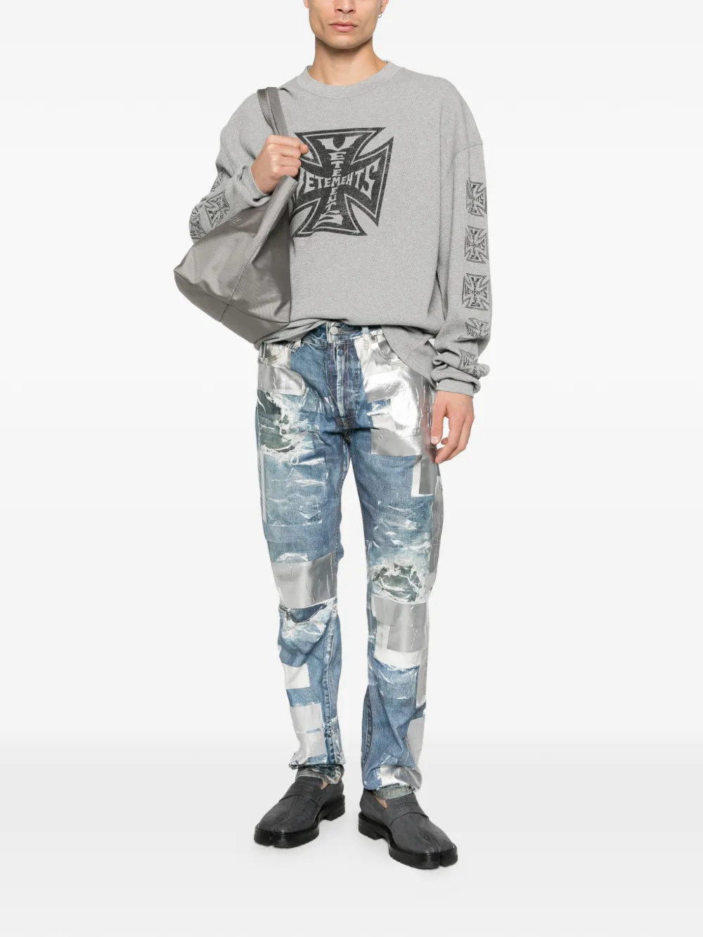 VETEMENTS logo-print sweatshirt - Grijs