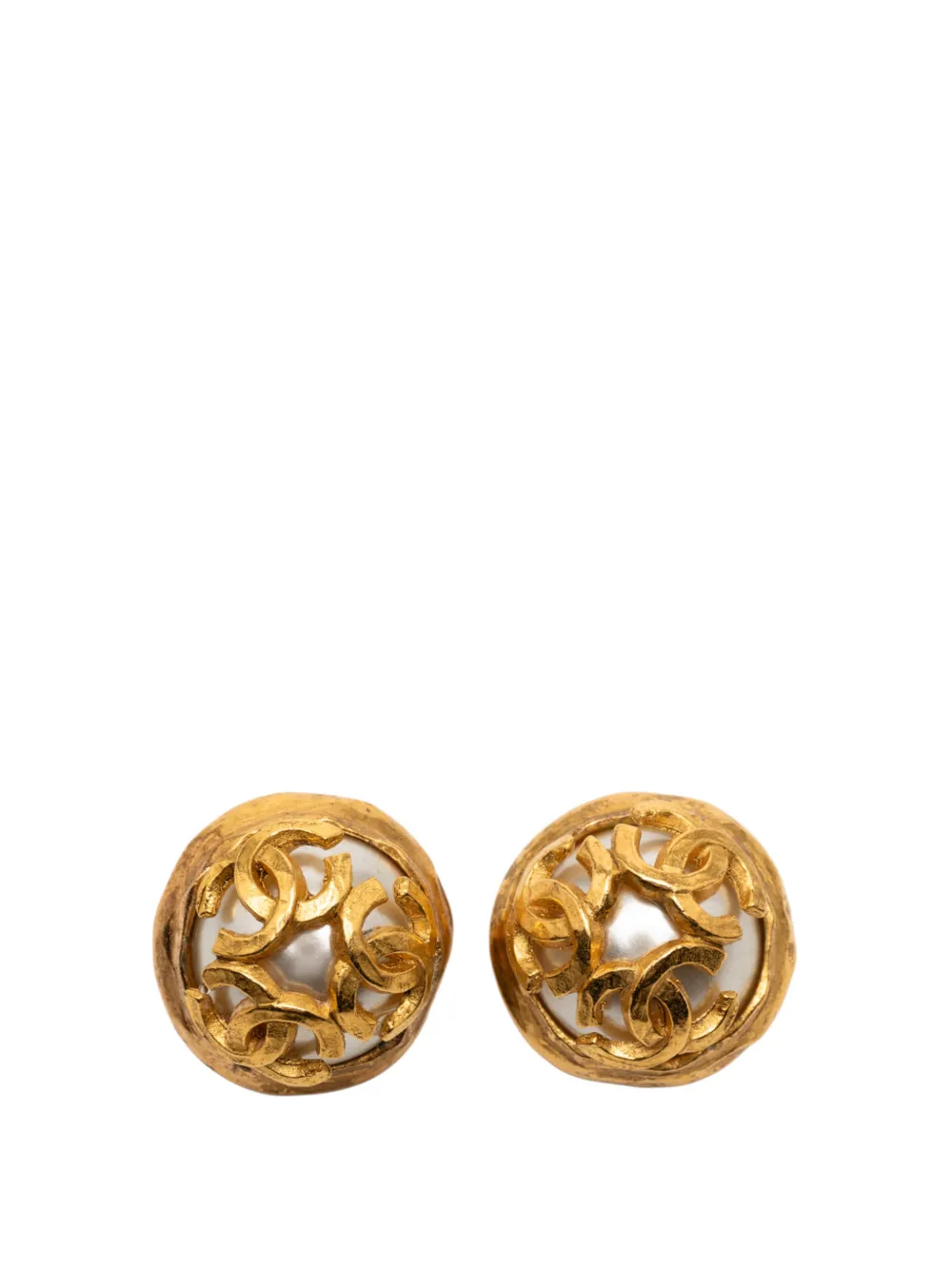 CHANEL Pre-Owned 1994 Gold Plated Triple CC Faux Pearl Clip on Earrings costume earrings - Weiß