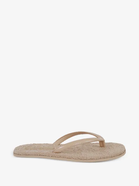 Ermanno Scervino lace-covered patent-leather flip-flops