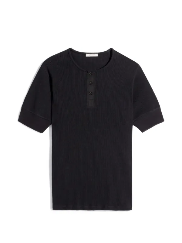LEMAIRE ルメール サイドボタン Tシャツ LEMAIRE ボタン リブ Tシャツ | ブラック | FARFETCH JP