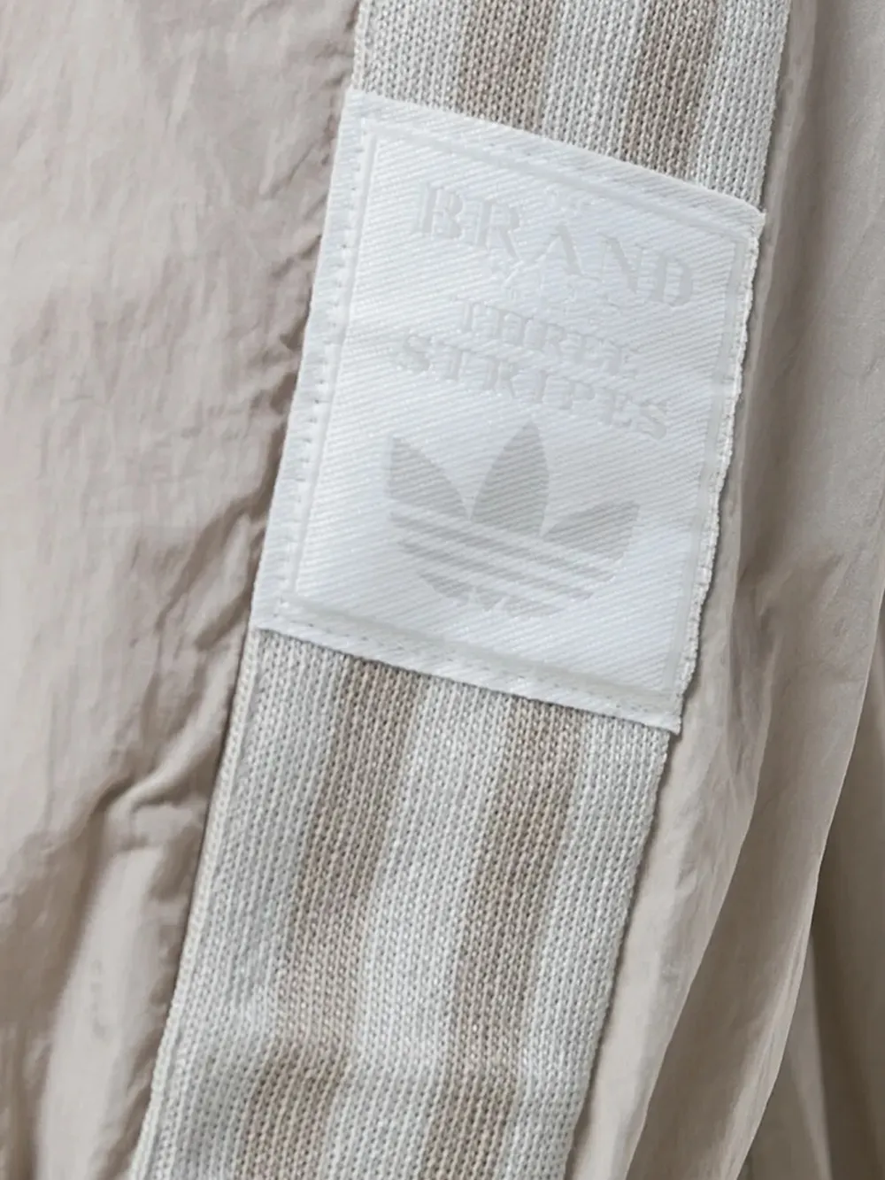 adidas Adibreak trainingsbroek met logopatch Beige