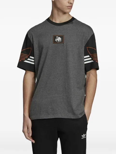 adidas playera con diseño color block