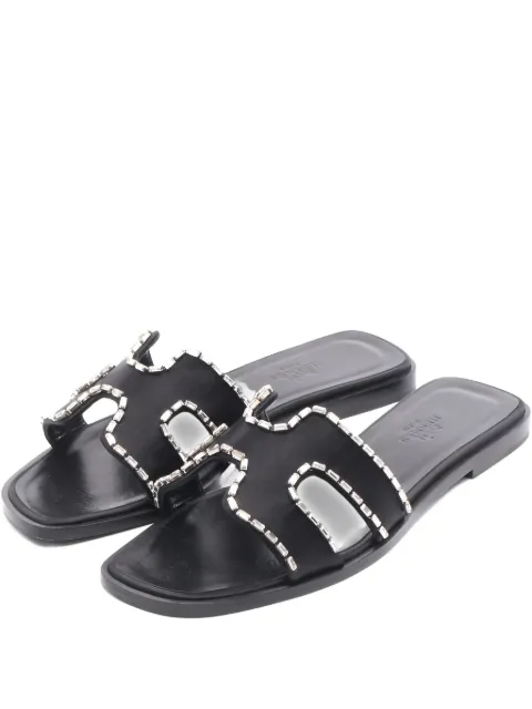 Hermès Pre-Owned 2010s Oran satin rhinestone sandals